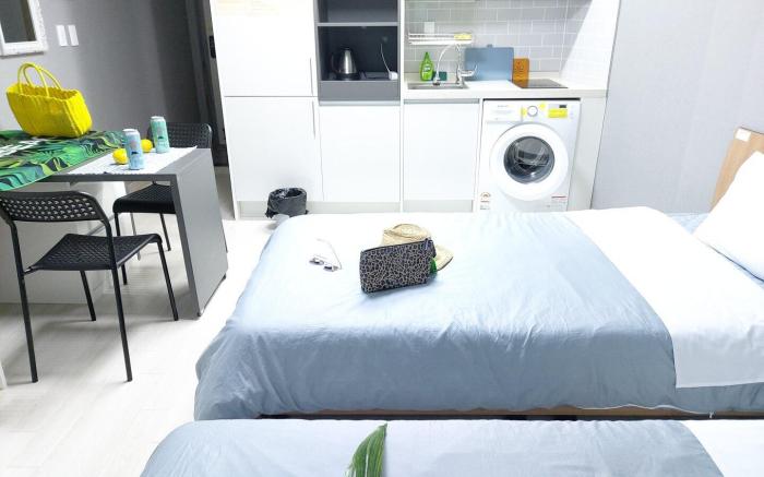 ARAPALACE 503 (2 beds) Dongmun Market 10 minutes, near airport, city view, cooking/laundry available