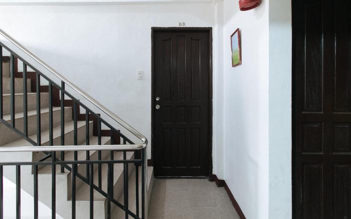 RedDoorz near Pasay Rotonda