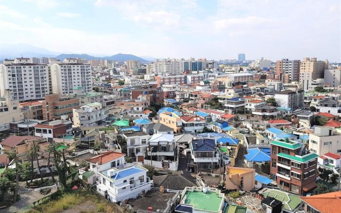 ARA Palace #1002-Dongmun Market, Airport, Old Town, Chilseong-ro, City & Ocean View