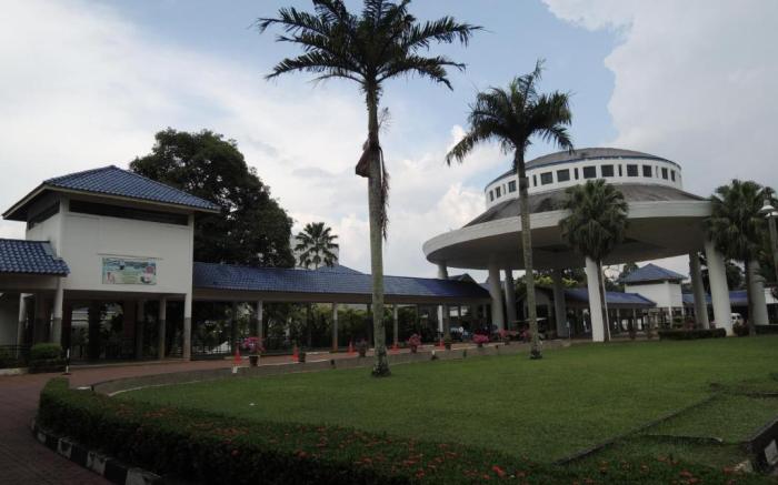 Bukit Beruntung Resort