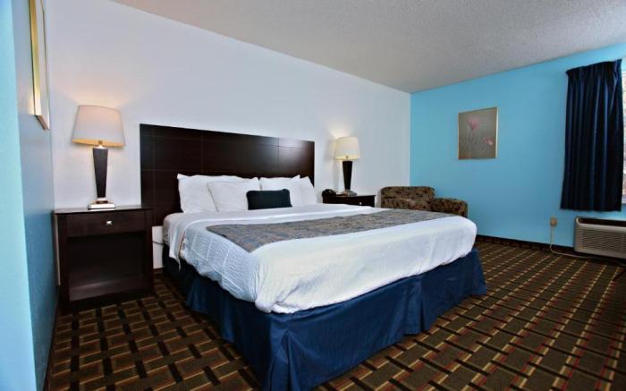 Sky-Palace Inn and Suites Wellington
