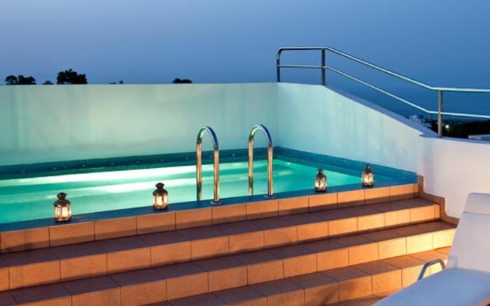 Summer Time Hotel