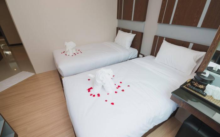 The y smart hotel