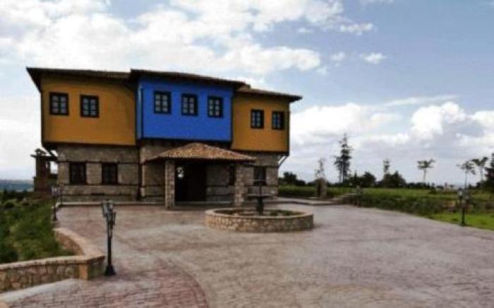 Estate Kalaitzis