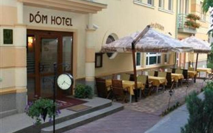 Dom Hotel