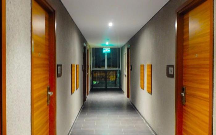 Maple Hotel Grogol
