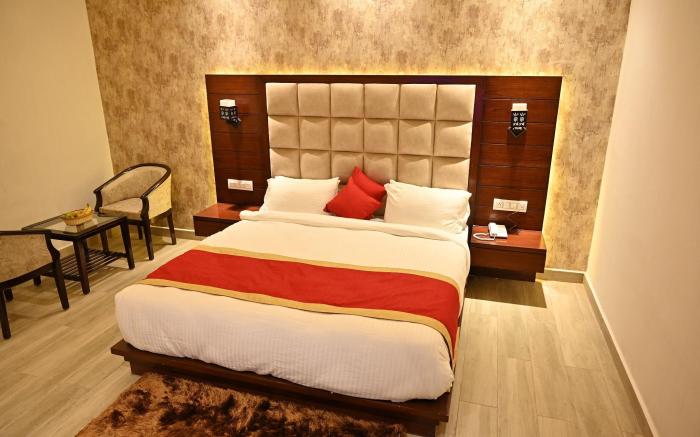 Hotel Aakriti Clarks Inn Express