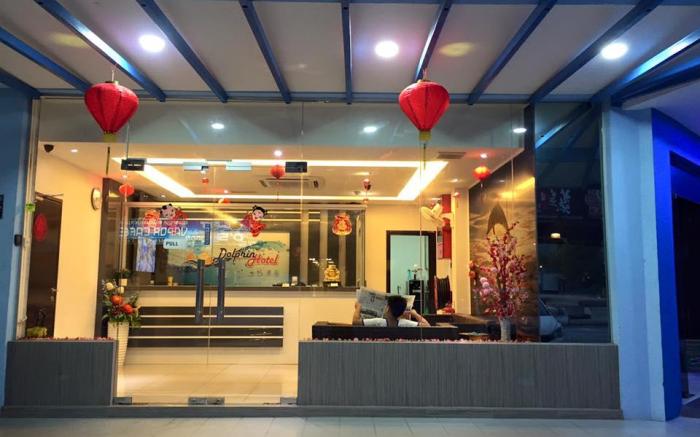 Dolphin Hotel