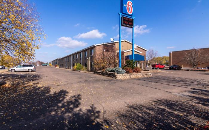 Motel 6 Eau Claire, WI