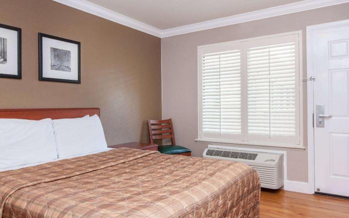 Days Inn by Wyndham San Francisco S/Oyster Point Airport