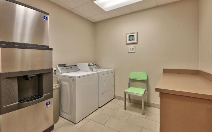 Hilton Garden Inn Albuquerque Journal Center Hotel