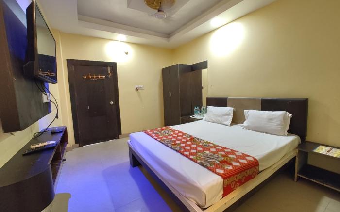 Goroomgo Gouri Palace Near Sea Beach Light House Puri - Walking Distance From Sea Beach