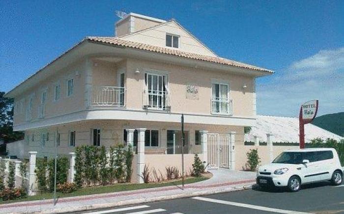 Hotel Hola