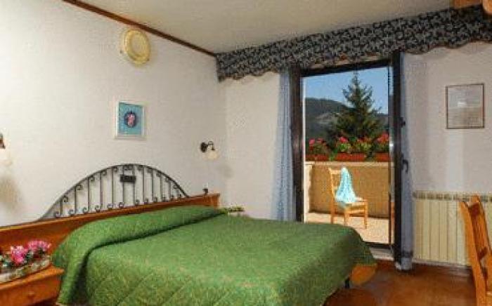 Hotel Iris