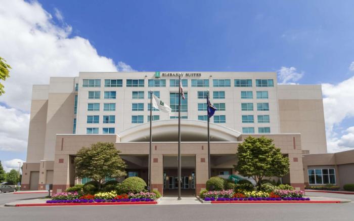 Embassy Suites by Hilton Portland Airport