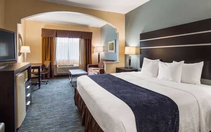 Best Western Plus Northwest Inn & Suites