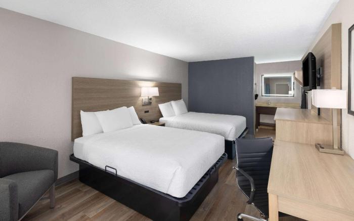 Baymont by Wyndham Nashville Airport/ Briley