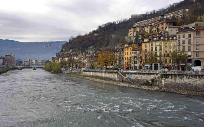 hotelF1 Grenoble Universite