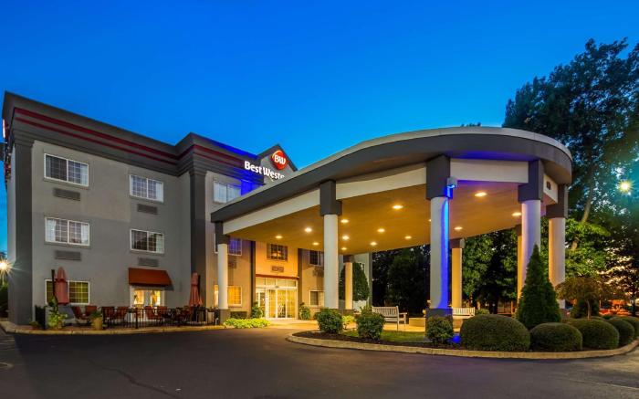 Best Western Plus Newport News Inn and Suites