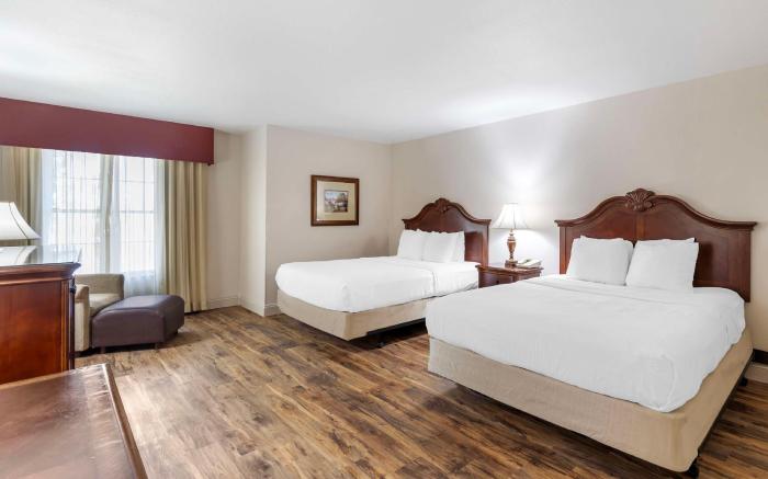 Best Western Plus Steeplegate Inn