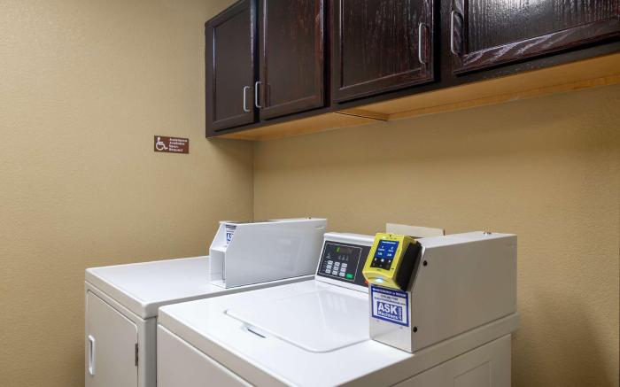 Best Western Governors Inn and Suites