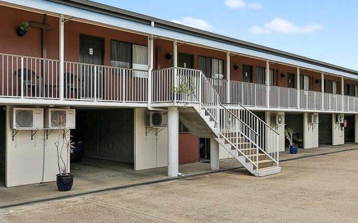 Blue Shades Motel