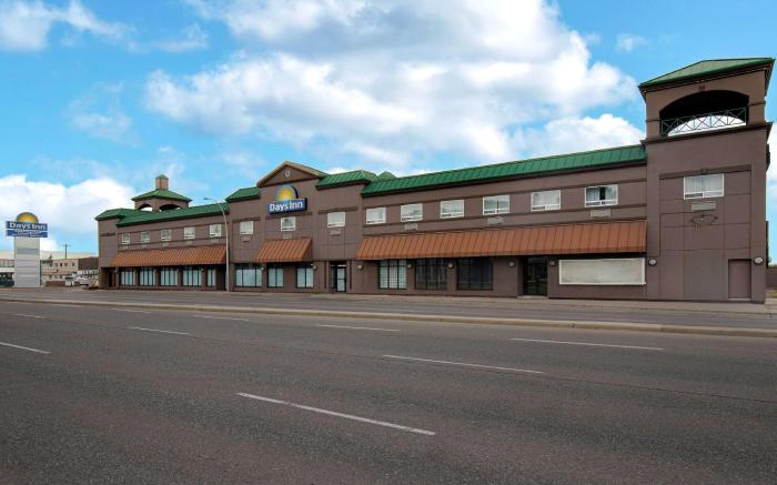 Days Inn by Wyndham Calgary South