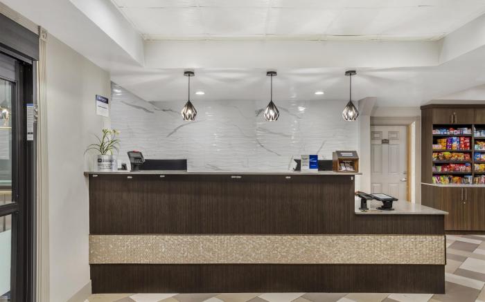 Best Western Plus Heritage Inn