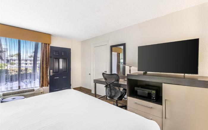 Best Western Central Inn