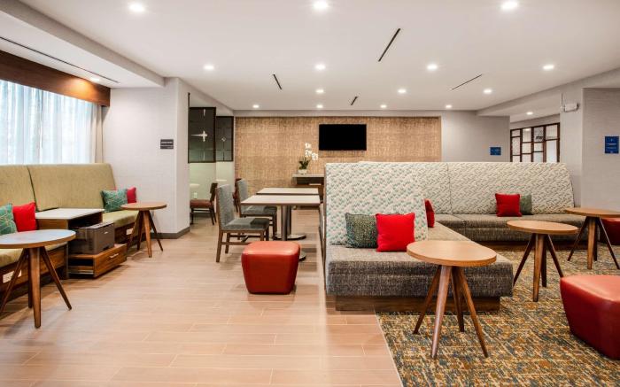 Hampton Inn & Suites North Port