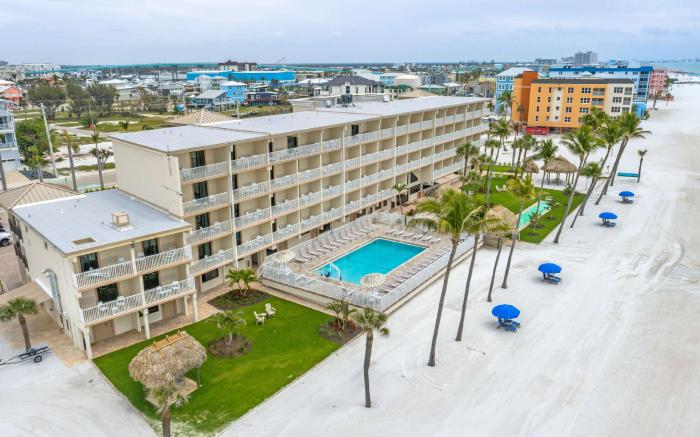 Best Western Plus Beach Resort