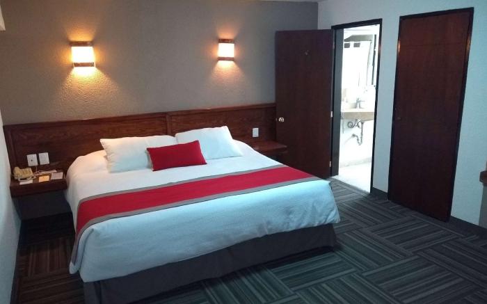 Ramada Plaza Leon