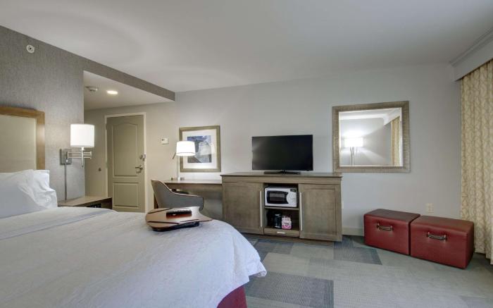Hampton Inn & Suites Springfield/Downtown