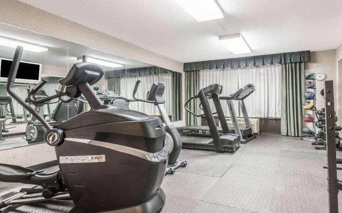 Wyndham Garden Williamsburg Busch Gardens Area