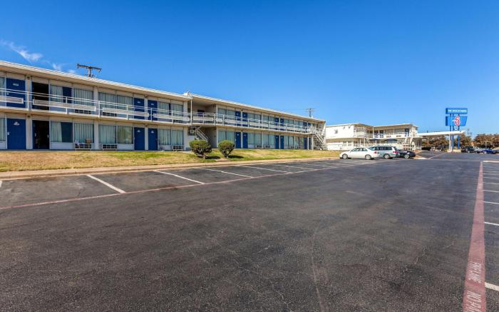 Motel 6 Fort Worth, TX - Stockyards