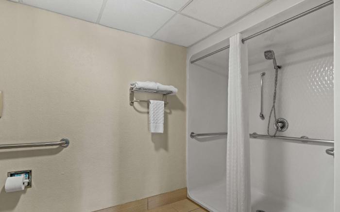 Best Western Windsor Suites