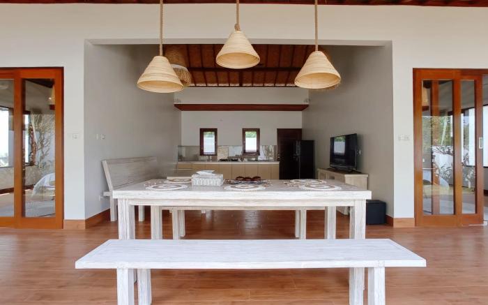 Saka Villa