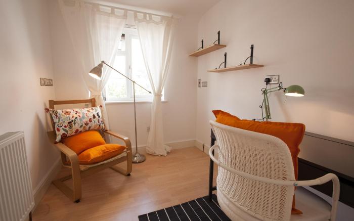 Tooting Rooms & Studio by DC London Rooms