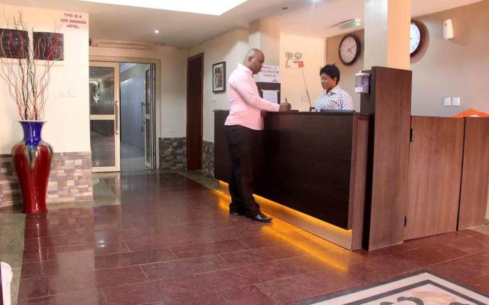 Silver Grandeur Hotel