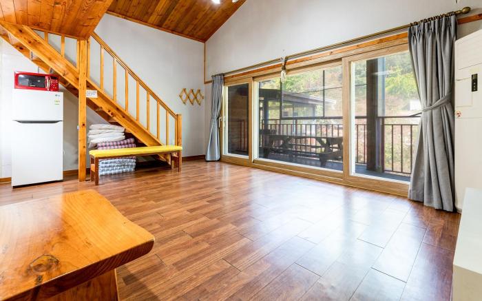 Gapyeong Rainbow Pension