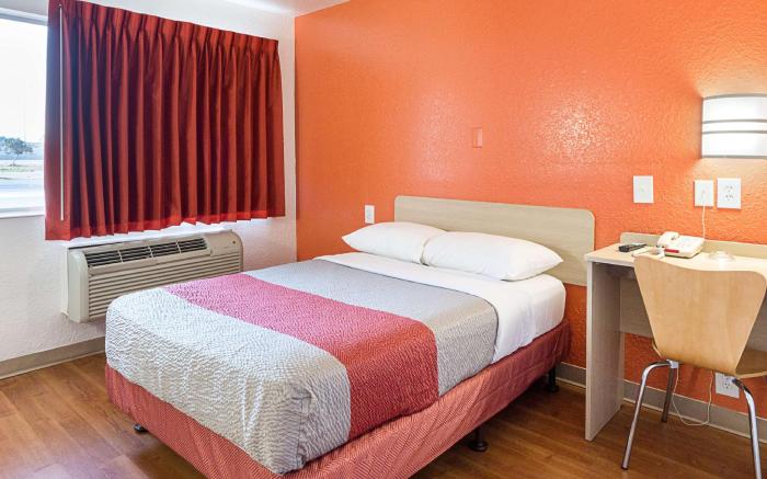 Motel 6 Mcallen, TX