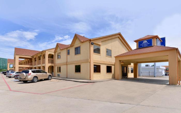 Americas Best Value Inn & Suites Houston Brookhollow NW