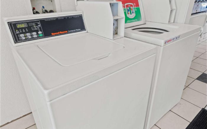 Motel 6 Ventura, CA - Beach