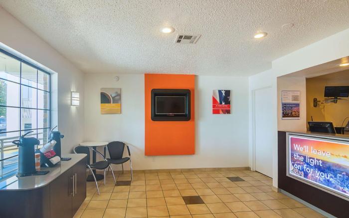 Motel 6 Lawton, OK