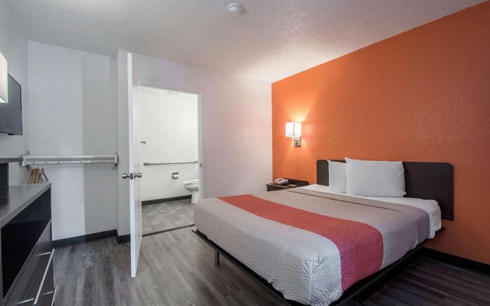 Motel6 Norcross, GA - Atlanta Northeast