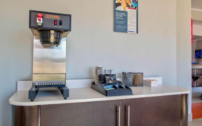 Motel 6 Fort Worth, TX - White Settlement