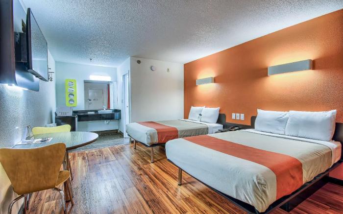 Motel 6 Columbus, OH - West