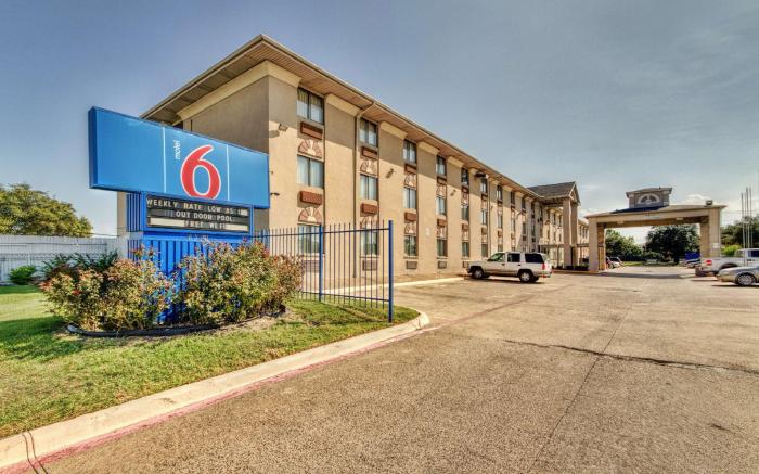 Motel 6 Dallas, TX - Fair Park