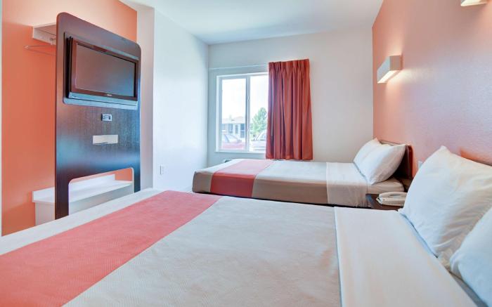 Motel 6 Roanoke, TX - Northlake - Speedway