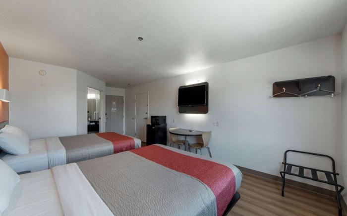 Motel 6 San Antonio, TX - Downtown - Alamo Dome